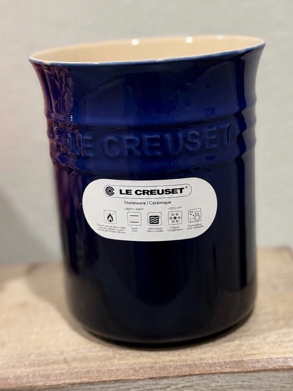 INDIGO LE CREUSET Utensil Crock New
1L Brand New